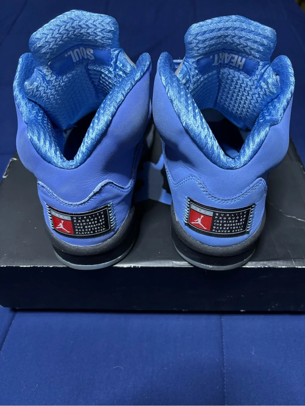 Jordan 5 Retro SE UNC 2023 Size 9